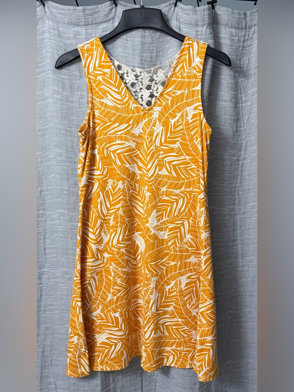 Fortune + Ivy Amelia dress - XS